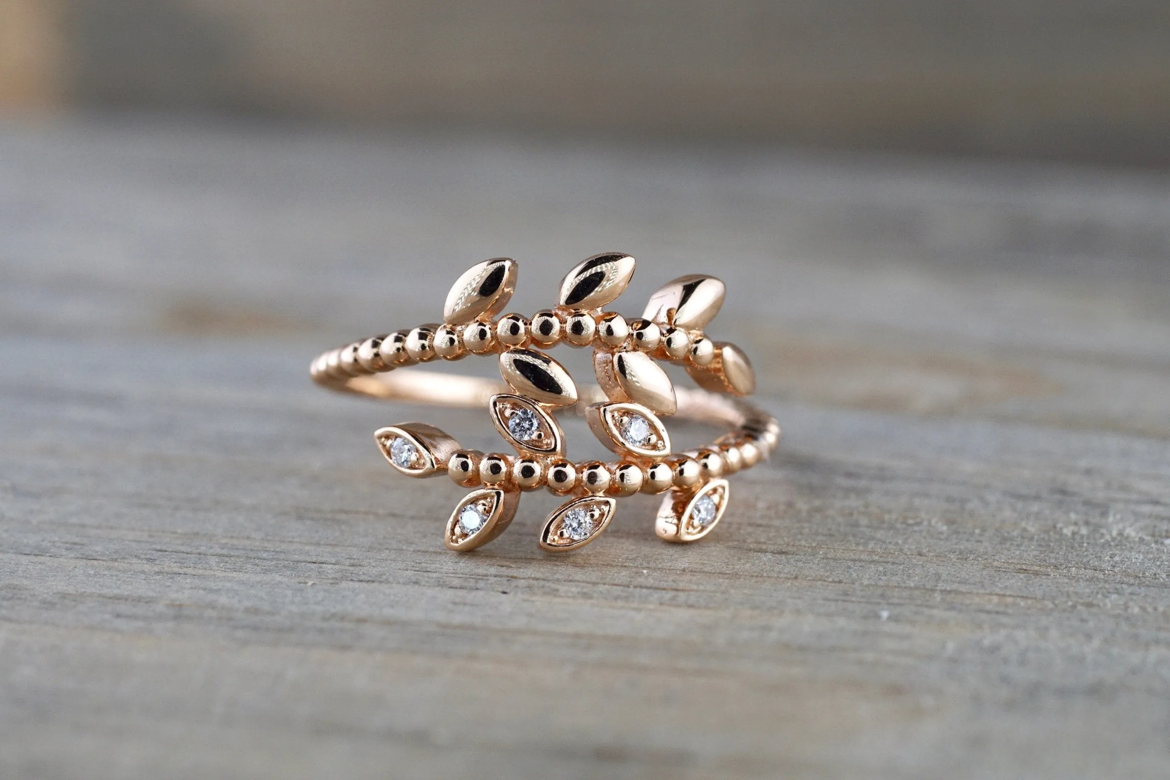 18K Rose Gold Diamond Leaf Ring Bead Band