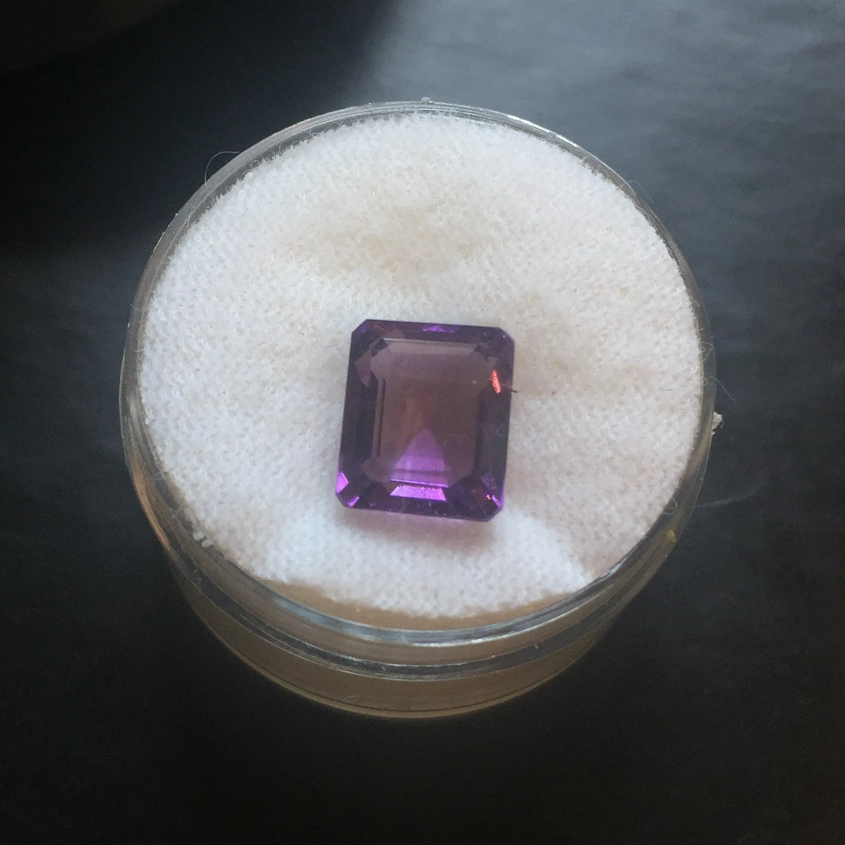 3.42 EMERALD CUT AMETHYST