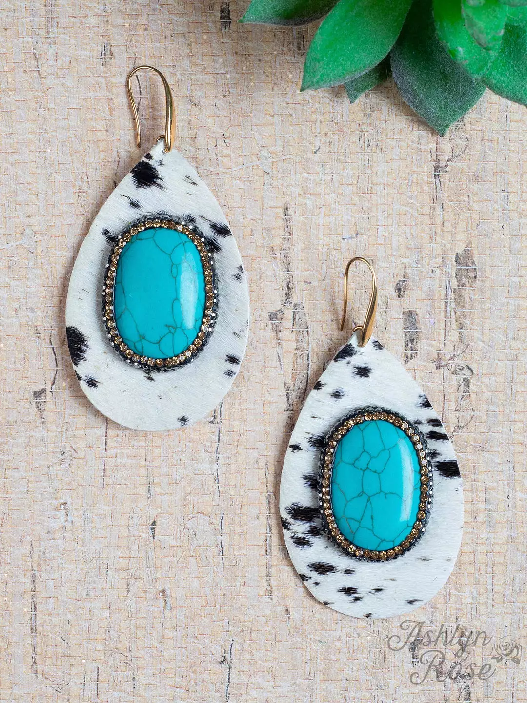 CHASING YOU TEARDROP COWHIDE EARRINGS WITH TURQUOISE STONE, WHITE