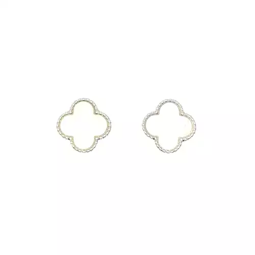 Clover Shaped Mother of Pearl Stud earrings