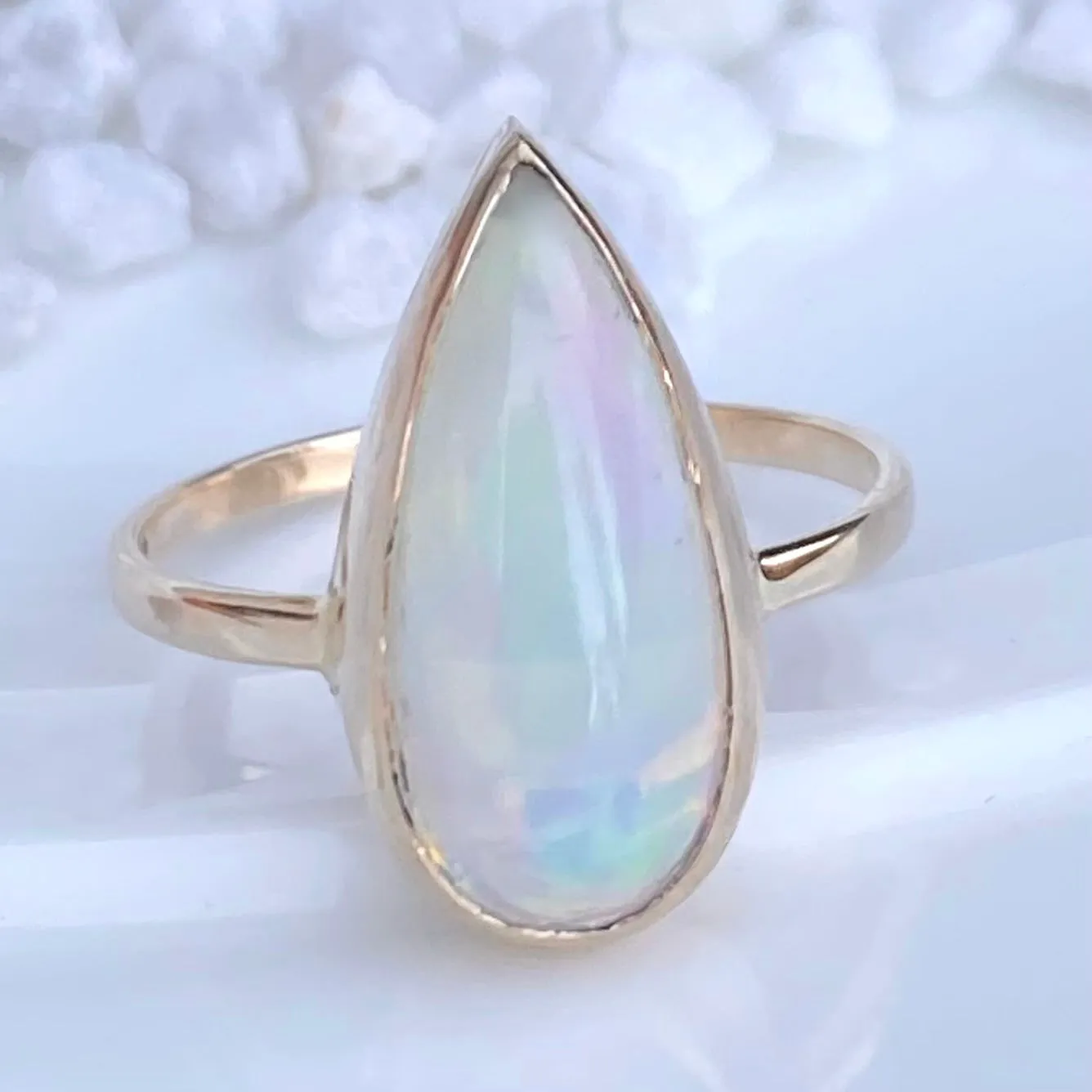 ETHIOPIAN OPAL RING