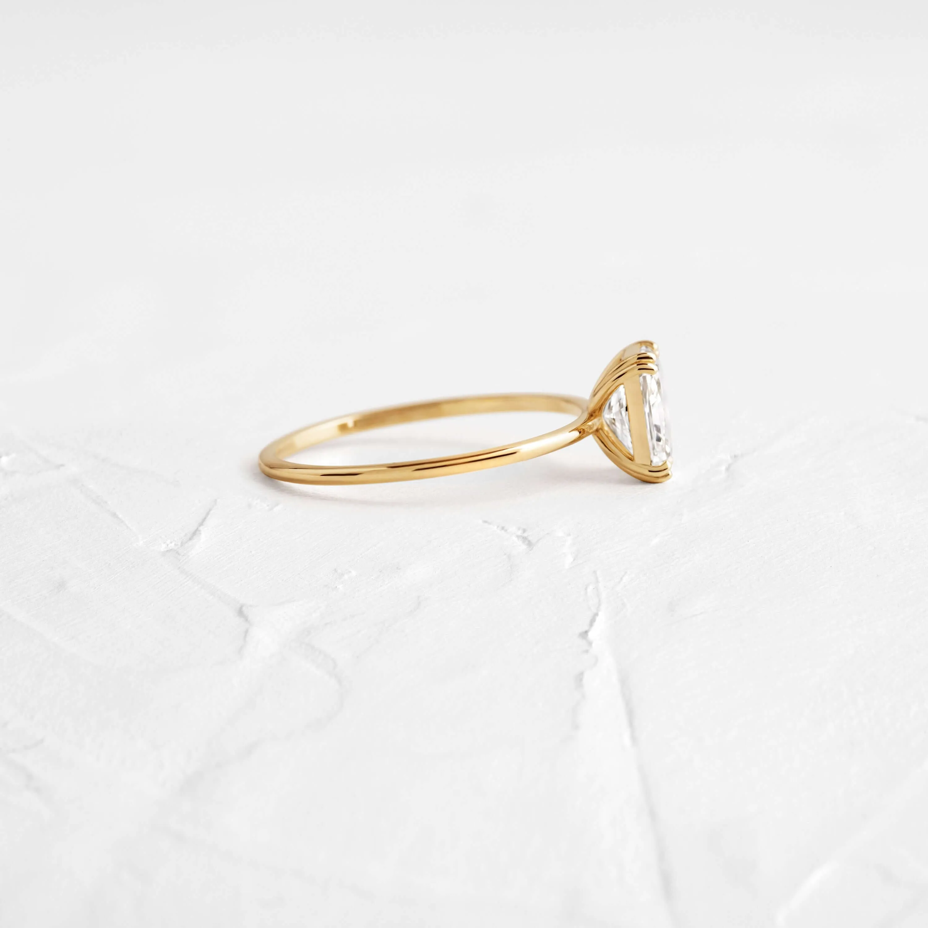 Filament Ring, Radiant Cut