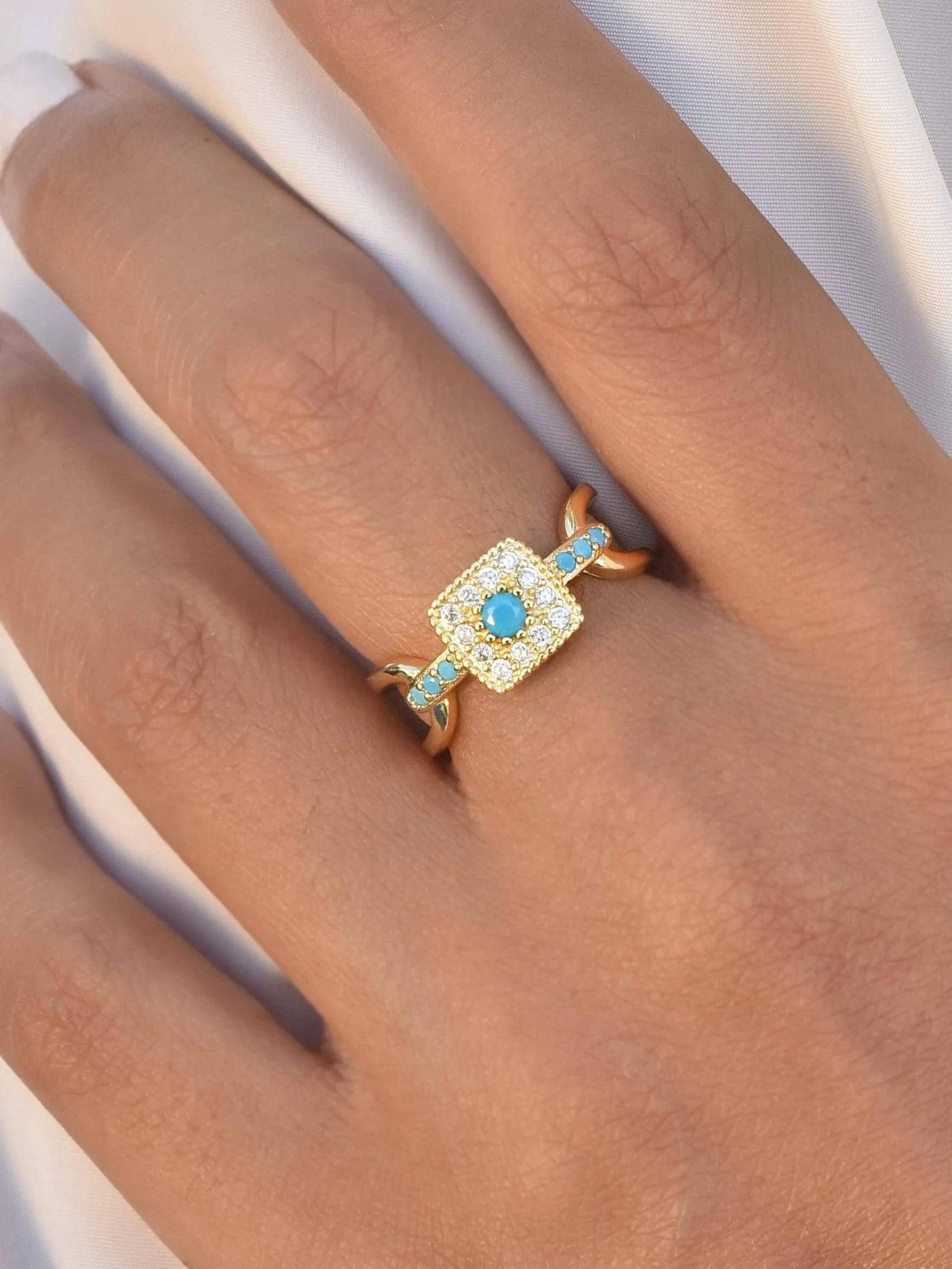 Klissaa Turquoise Ring