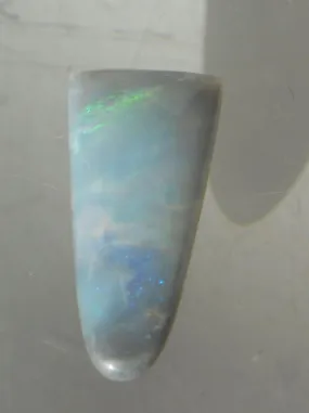 SOLID OPAL LIGHTNING RIDGE. FREE FORM. GREEN/BLUE