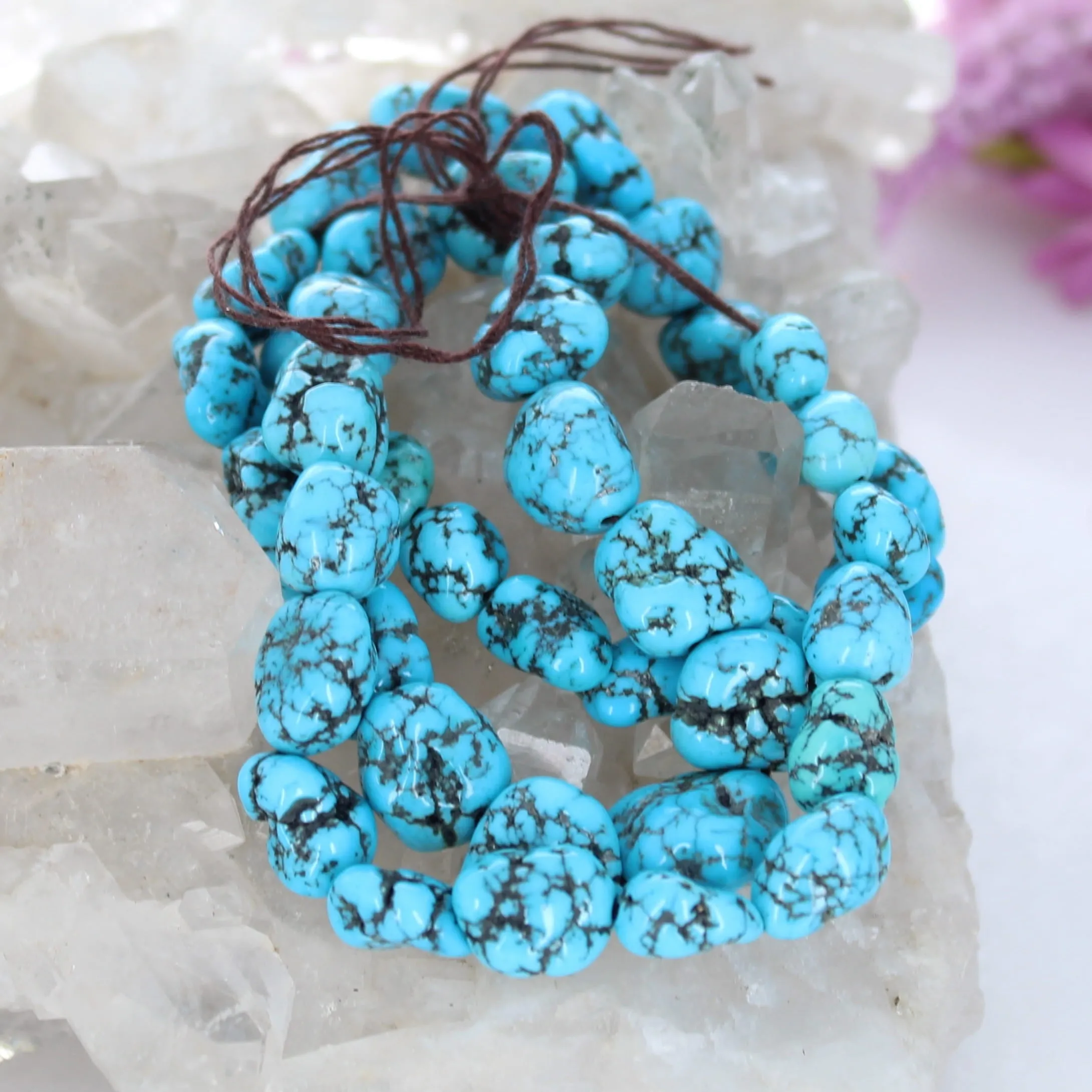 Stunning Bright Blue Black Turquoise Nugget Beads 8-14mm 16