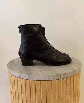 Warehouse Sale - Celia Boots Amethyst Patent Suede