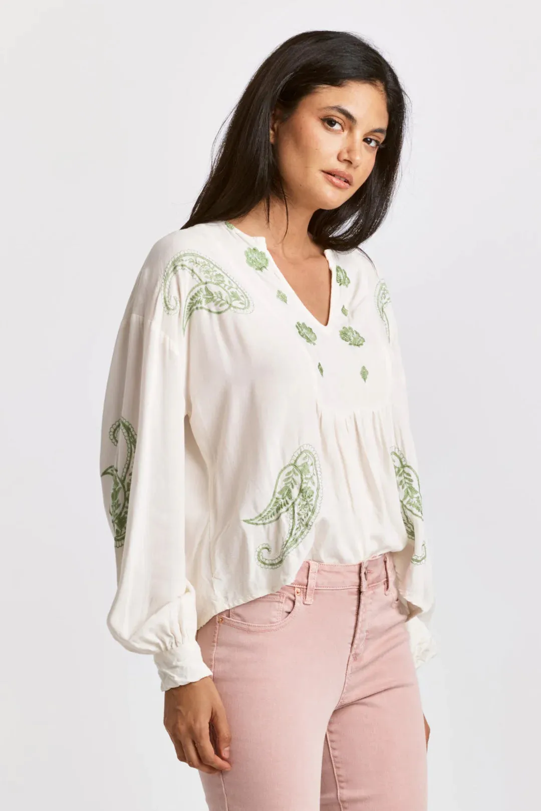 XIMENA EMBROIDERY DETAIL BLOUSE IVORY NEPHRITE